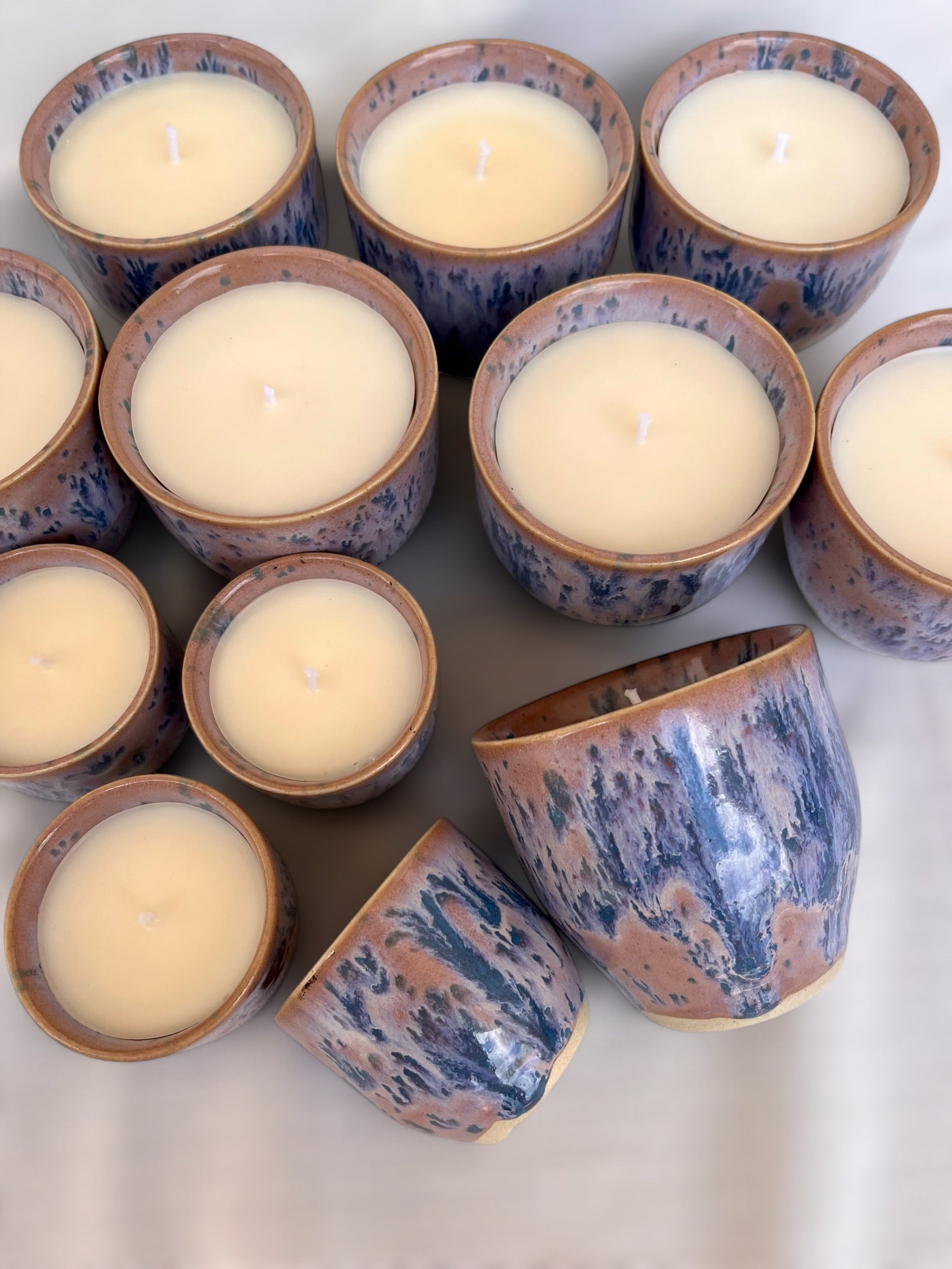 Vela Aromática de Lavanda em Cerâmica | Serenity | 2 tamanhos